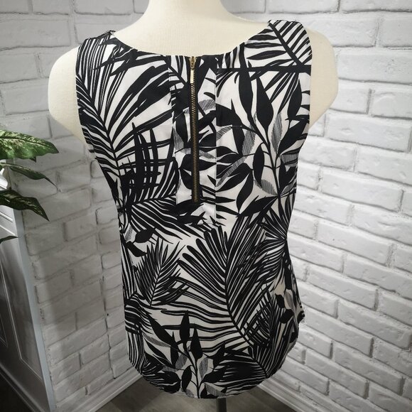 Dana Buchman Ladies B&W Leaf Pattern Size Medium Fully Lined Sleeveless Top - Picture 2 of 9